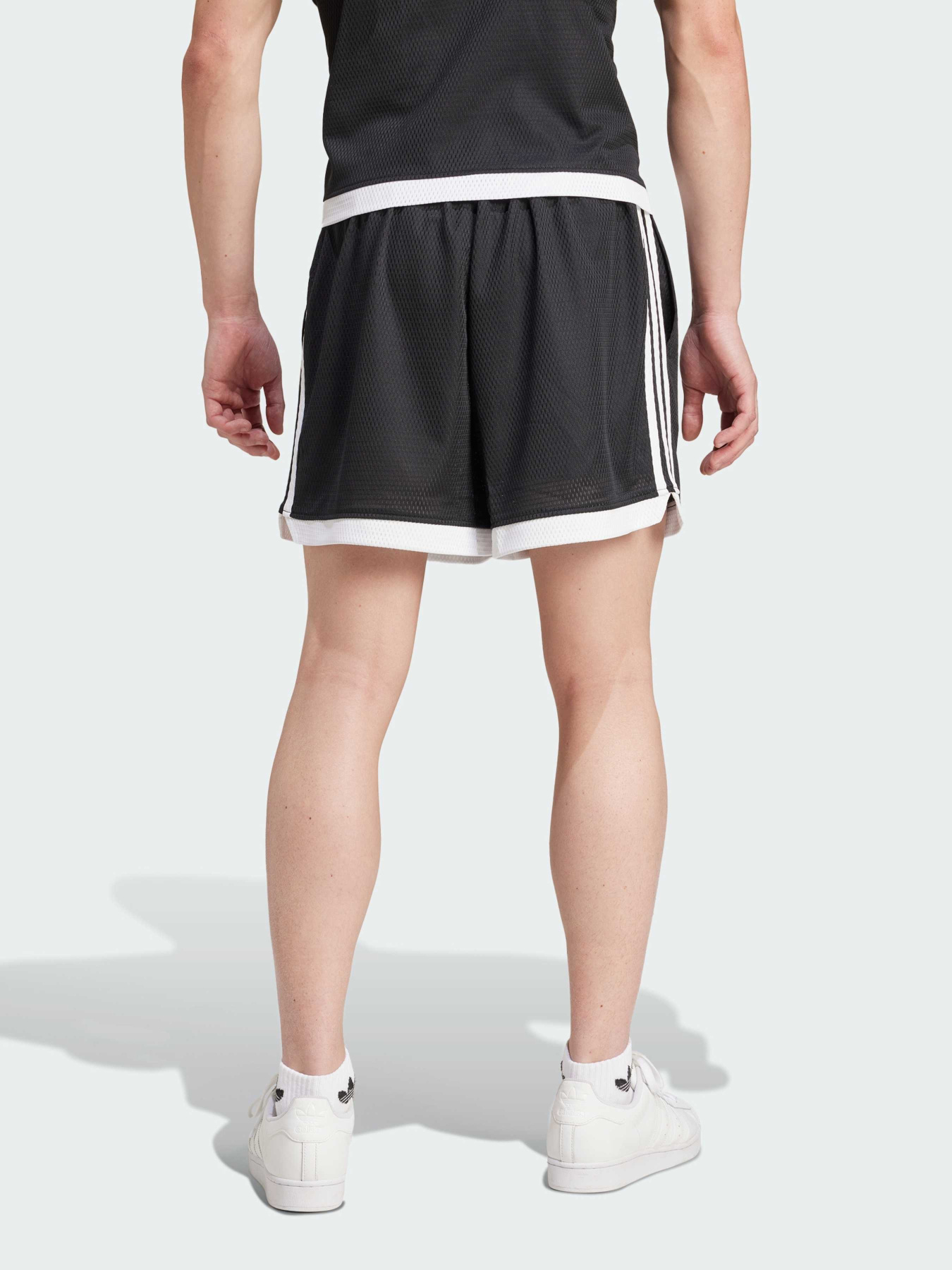 Шорти Adidas Adicolor модель IZ4800 Фото