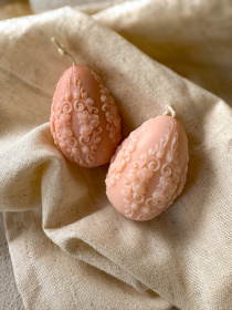 Пасха аромасвечка "Писанка ажурная", аромат "Гранатовый сидр", из натурального оливкового воска Candle Design модель 170.2034 Фото