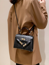 Кросс-боди RoyalBag модель P2-8535A Фото