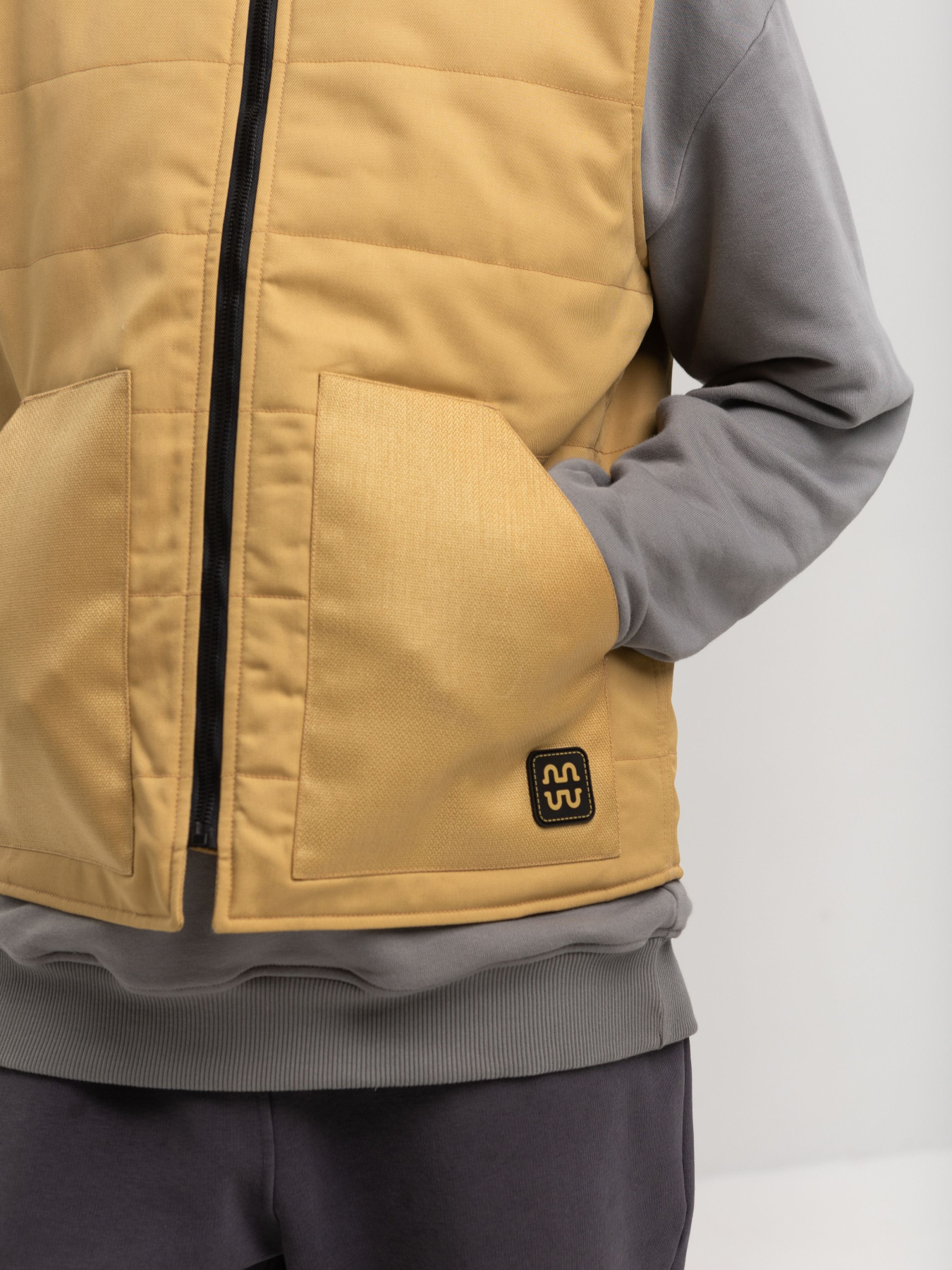 Жилет с утеплителем HAUBERT модель 11730D Фото