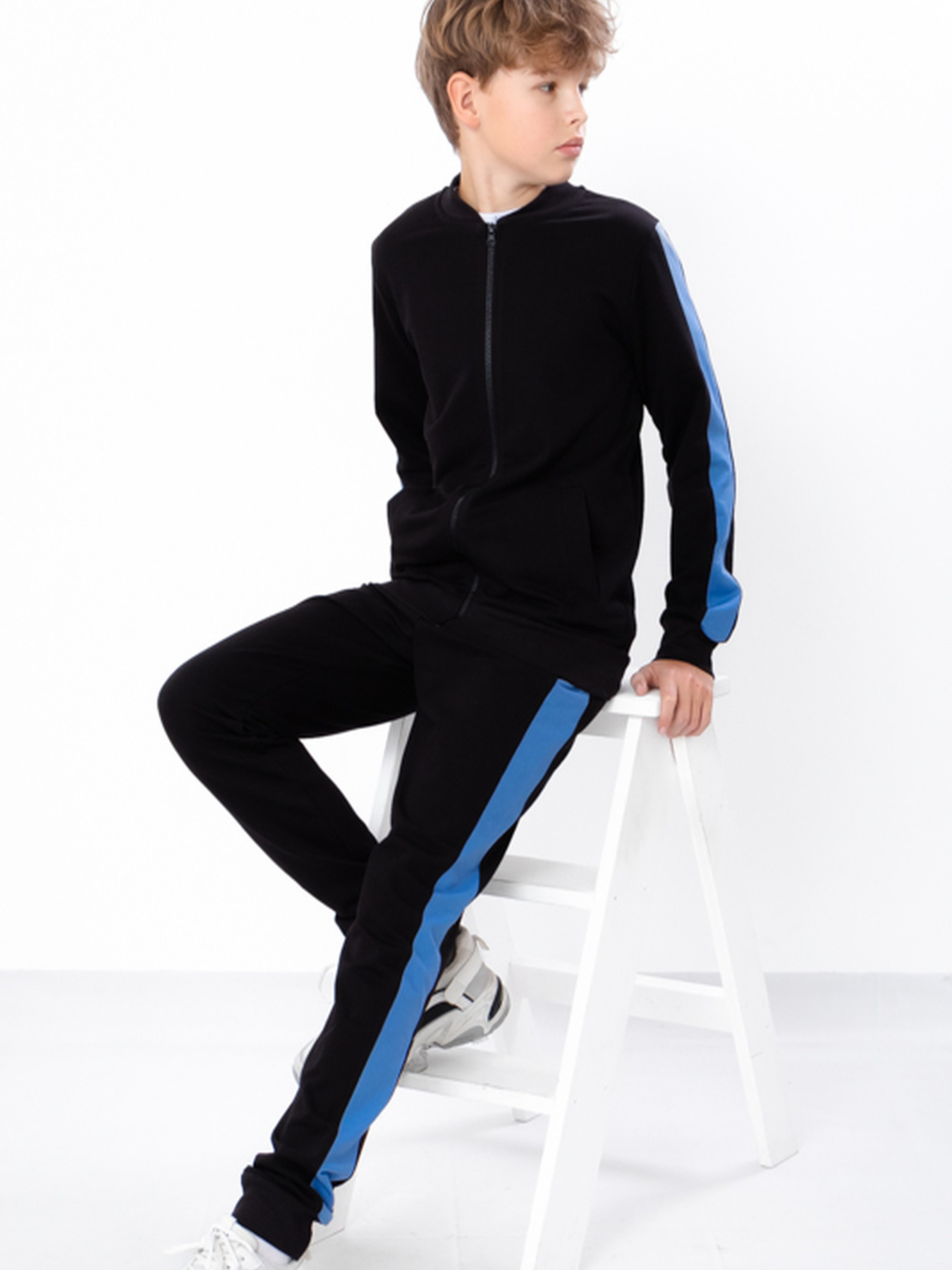 Спортивный костюм Носи своє модель 6152-057-2-chornij-temno-blakitnij Фото
