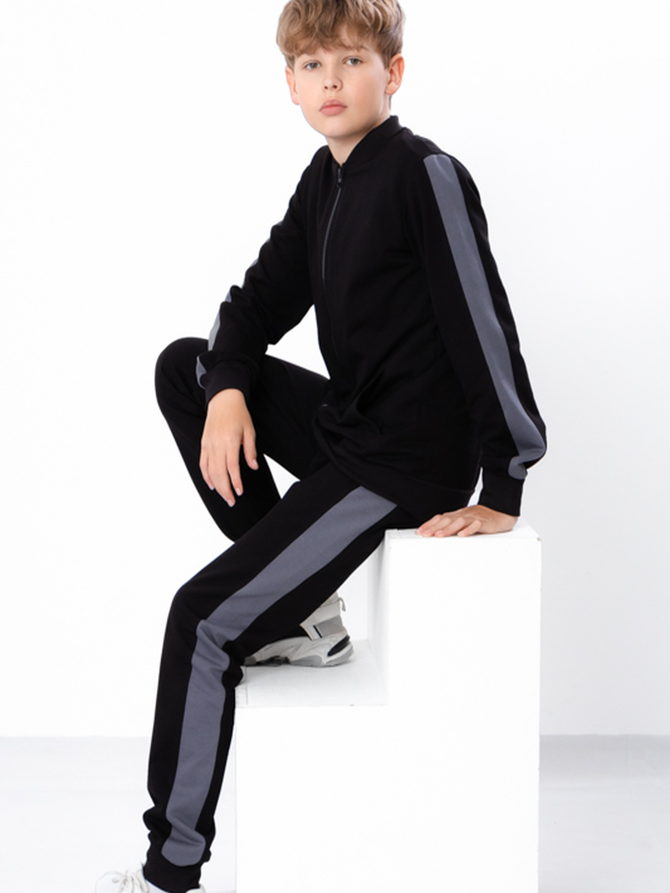 Спортивный костюм Носи своє модель 6152-057-2-chornij-temnij-graft Фото