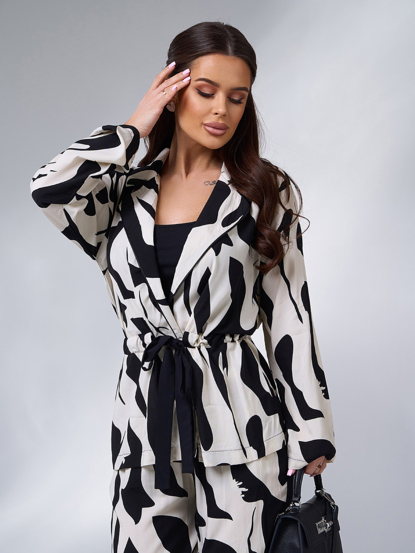 Повсякденний костюм ISSA Plus модель 15096_белый Фото