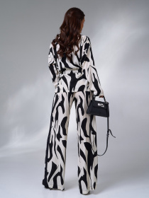 Повсякденний костюм ISSA Plus модель 15096_белый Фото