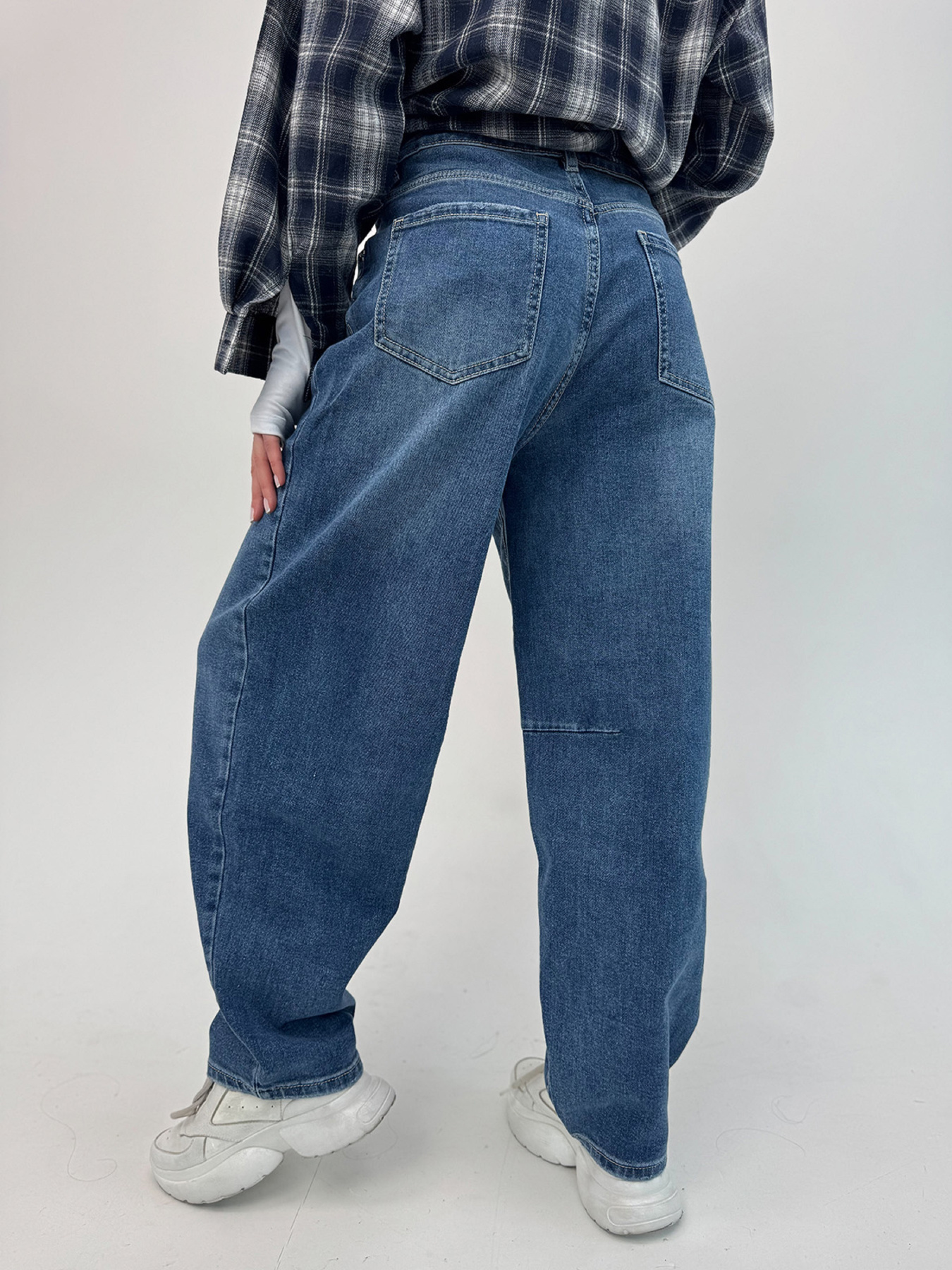 Широкі джинси ISSA Plus модель WN20-698_синий Фото