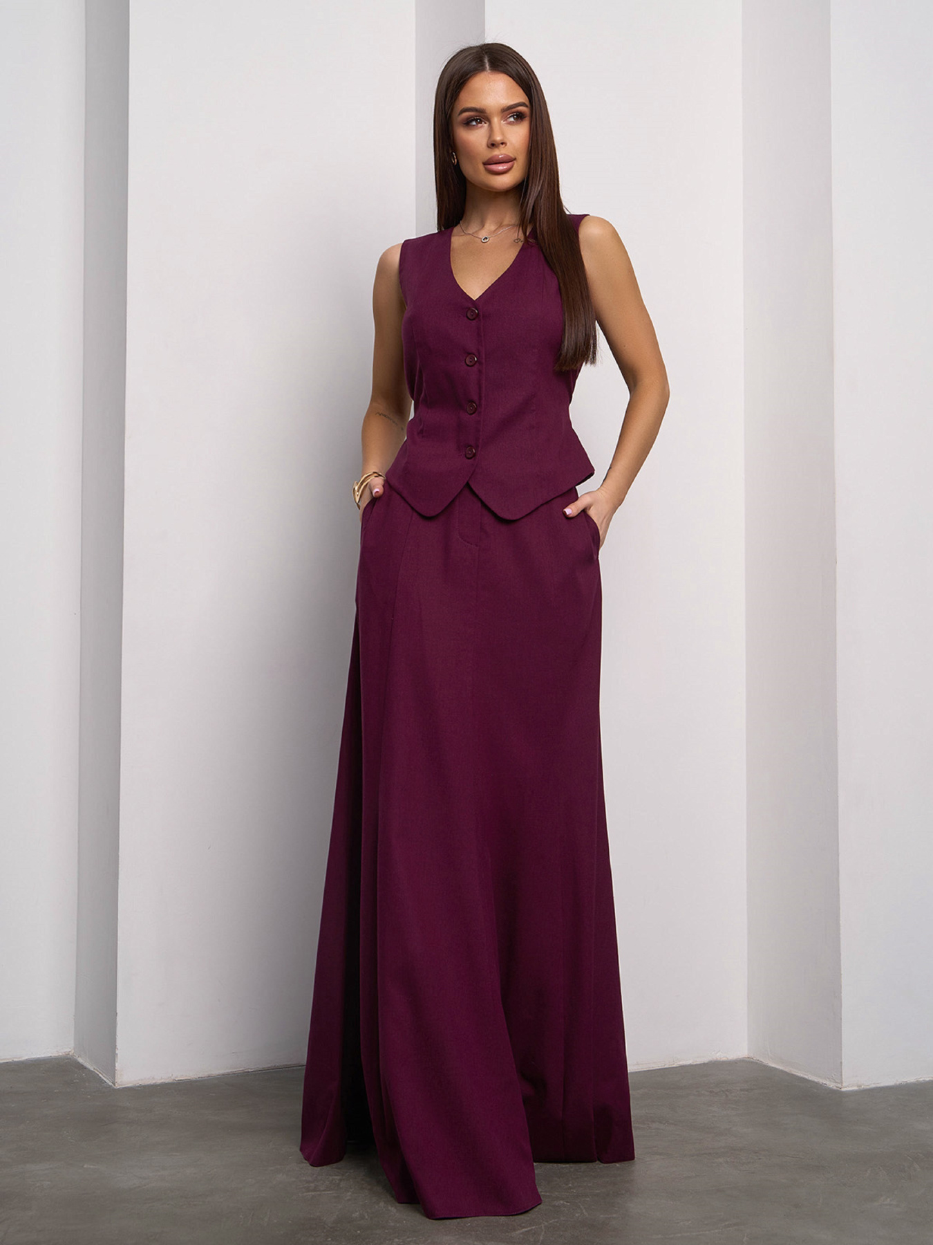 Деловой костюм ISSA Plus модель 14627_темно_бордовый Фото