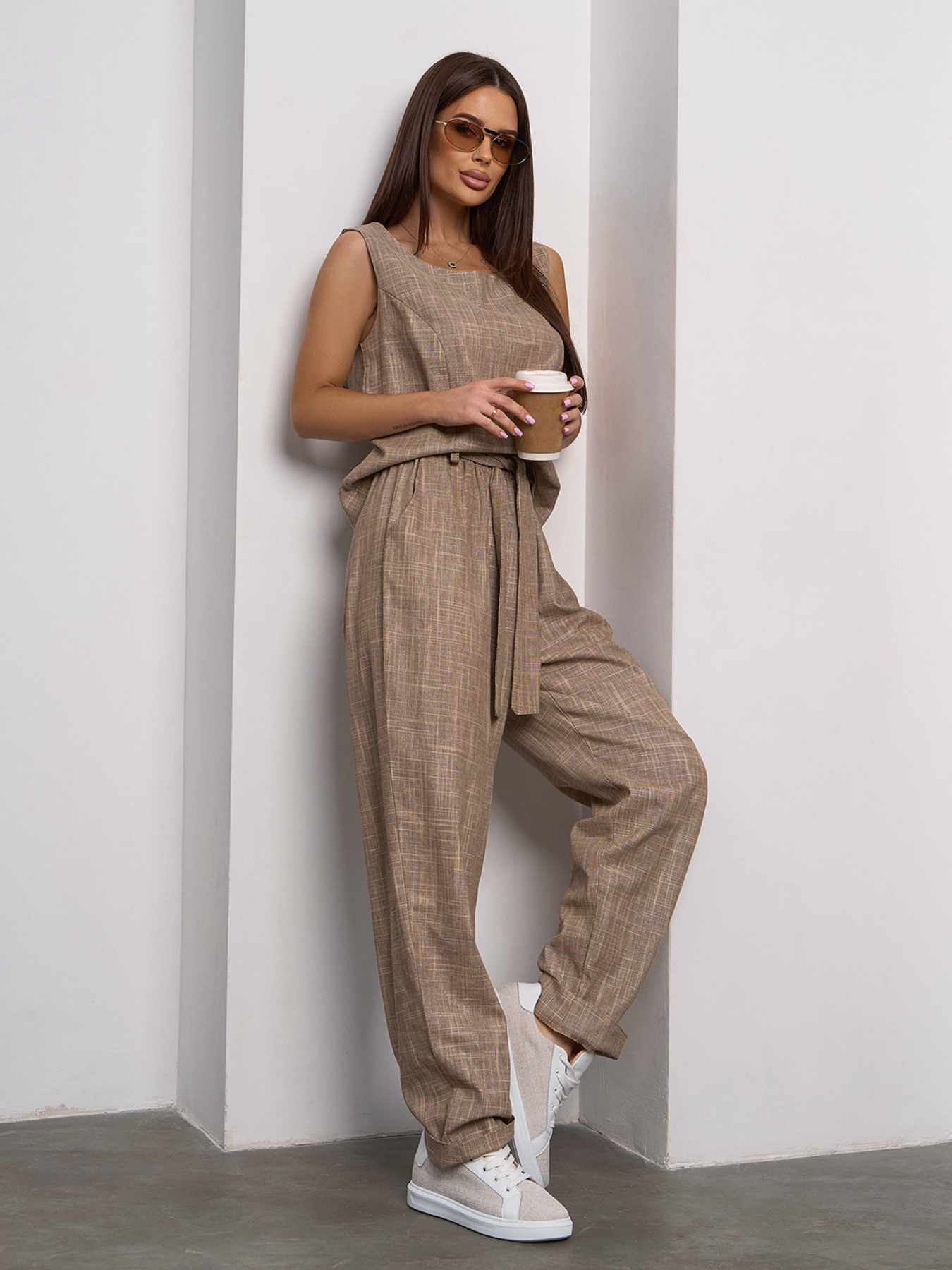 Повседневный костюм ISSA Plus модель 15101_коричневый Фото