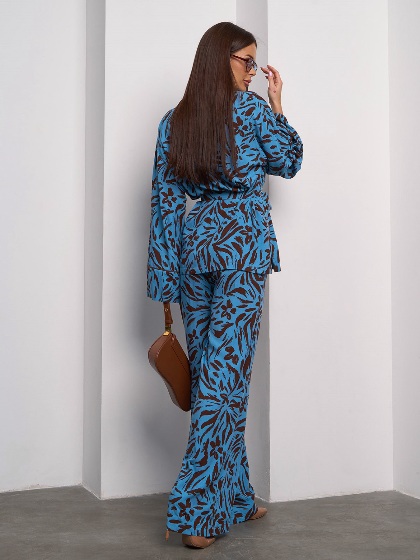 Костюм ISSA Plus модель SA-600_коричневый Фото