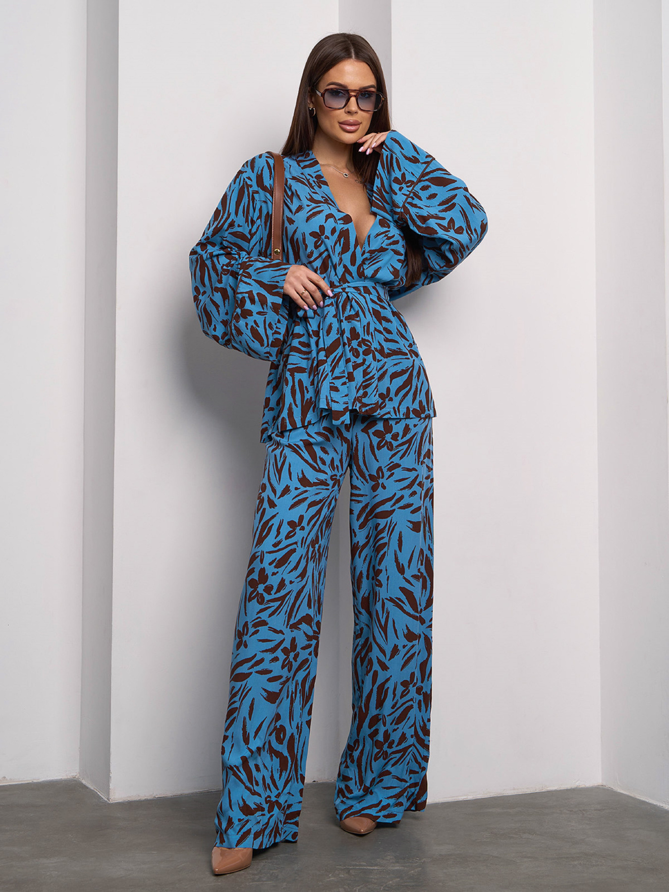 Повседневный костюм ISSA Plus модель SA-600_коричневый Повседневный костюм ISSA Plus модель SA-600_коричневый Фото