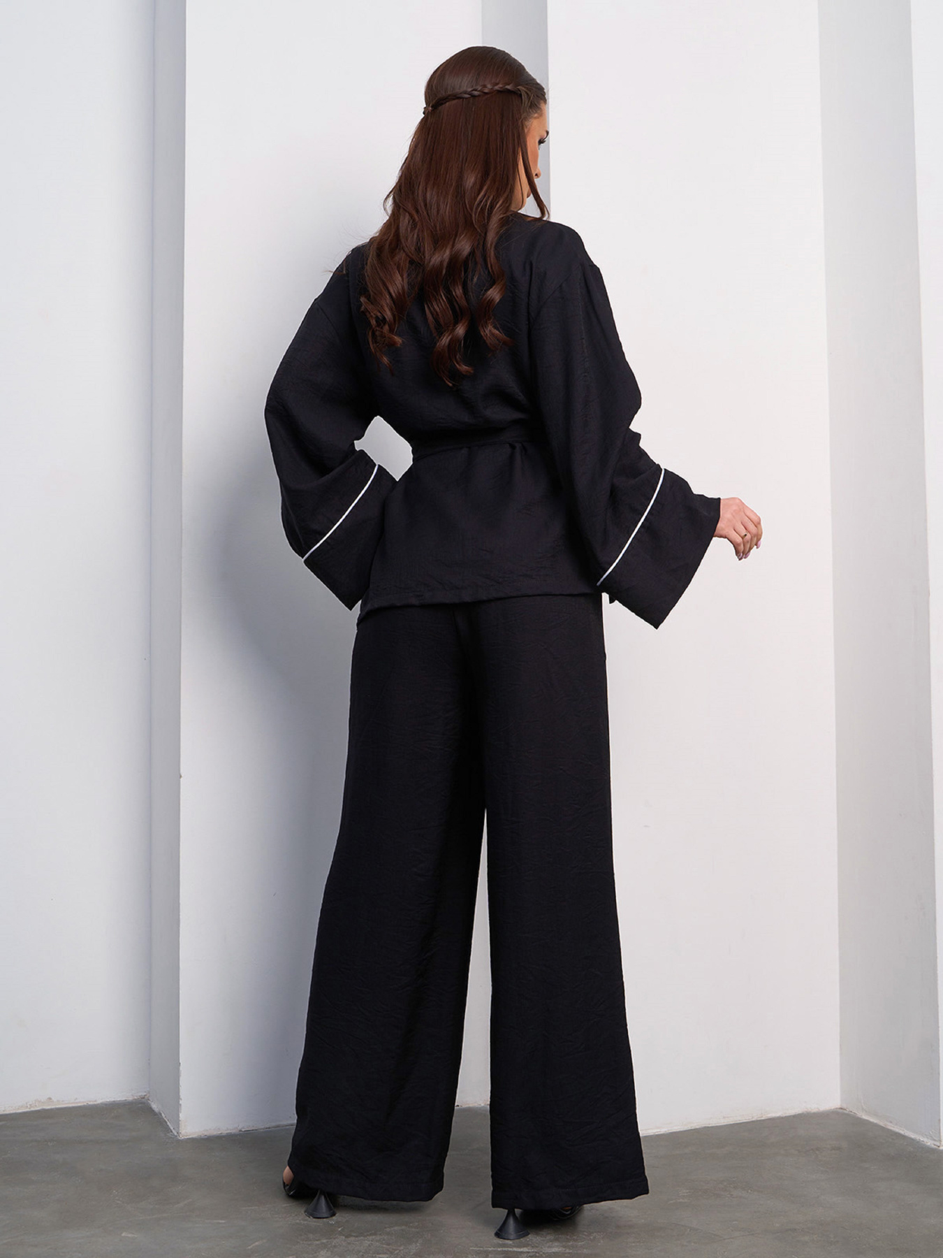 Повседневный костюм ISSA Plus модель SA-613_черный Повседневный костюм ISSA Plus модель SA-613_черный Фото