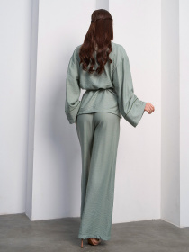 Костюм ISSA Plus модель SA-613_оливковый Фото