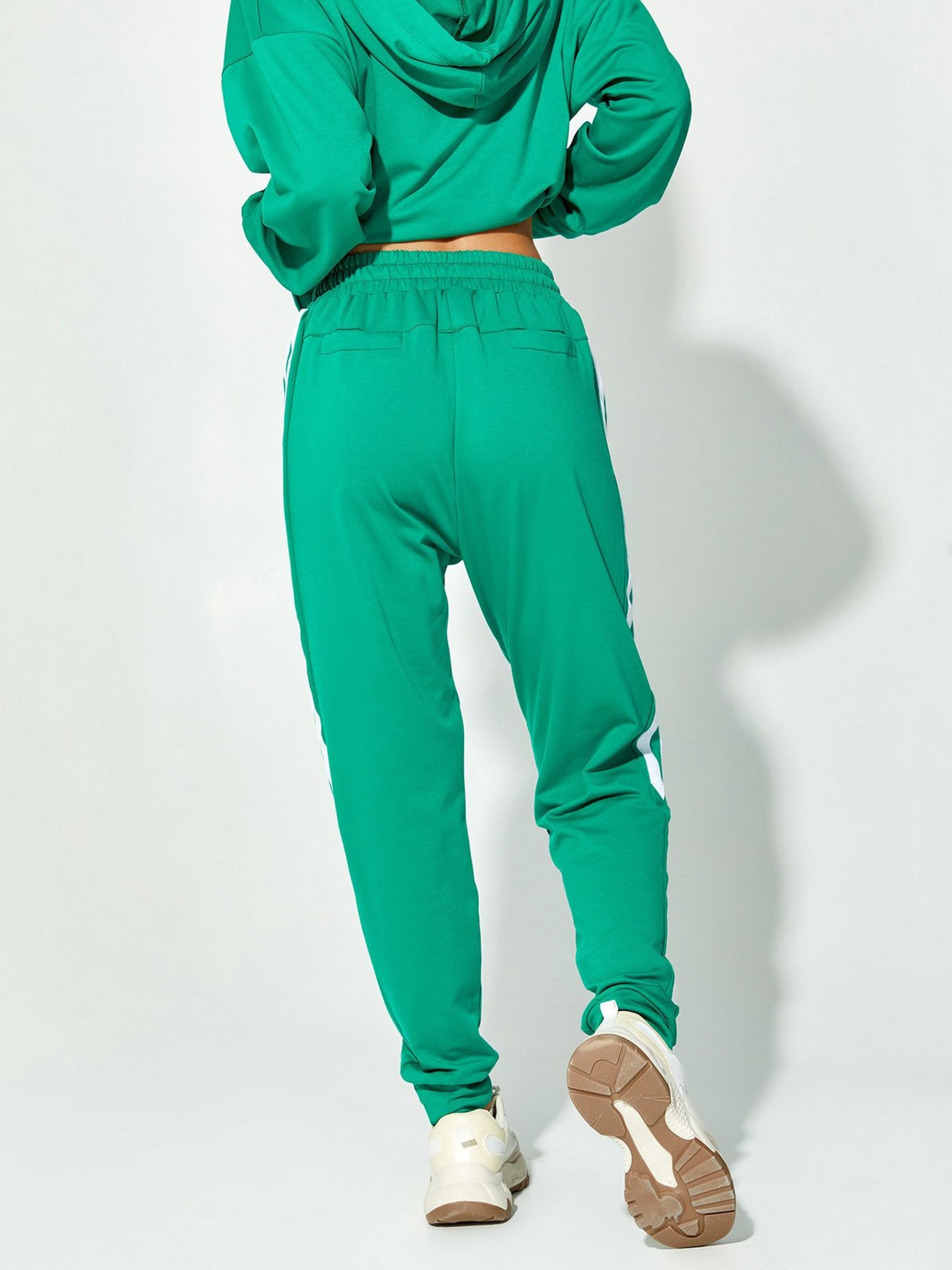 Штаны спортивные ISSA Plus модель 12911_green Штаны спортивные ISSA Plus модель 12911_green Фото