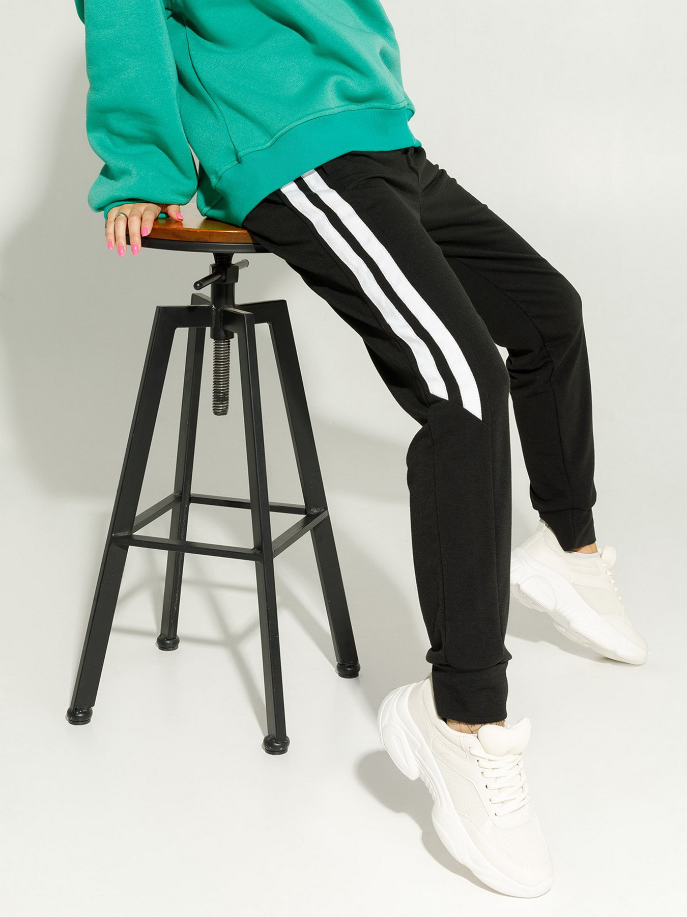 Штаны спортивные ISSA Plus модель 12911_black Штаны спортивные ISSA Plus модель 12911_black Фото