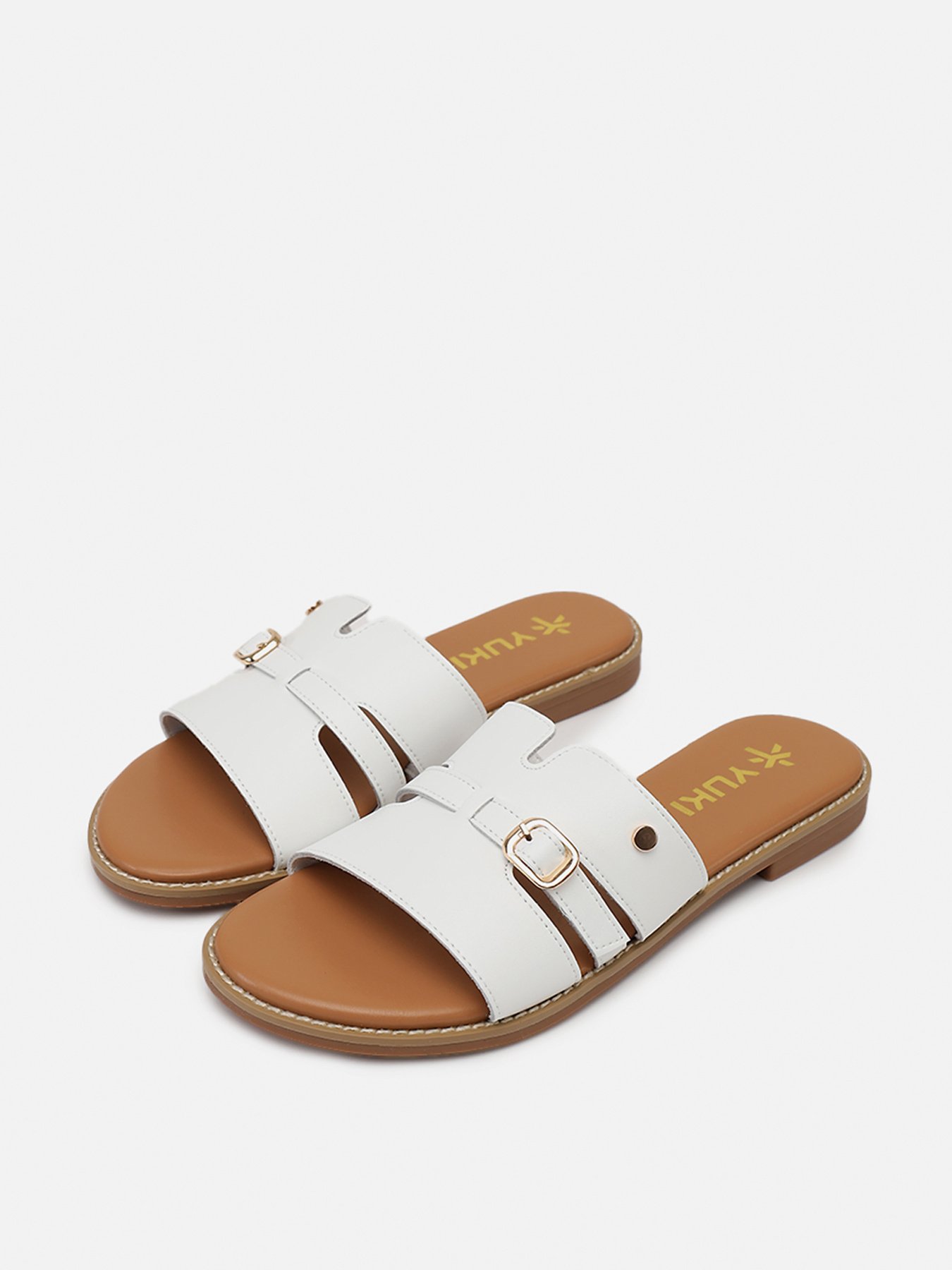 Шльопанці YUKI модель ЦБ-00264122 Фото