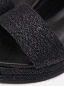 Босоножки YUKI модель ЦБ-00264127 Фото