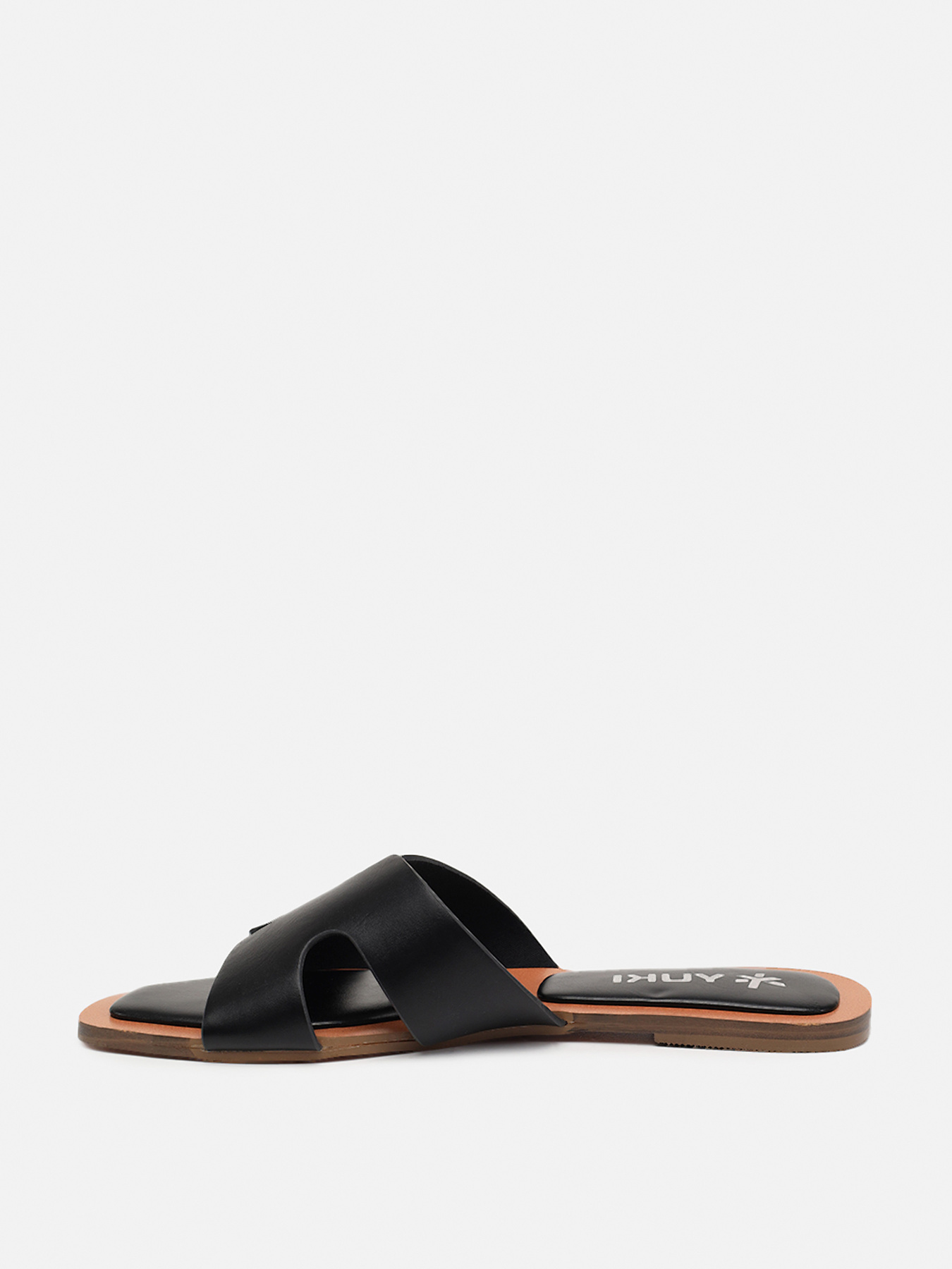 Шльопанці YUKI модель ЦБ-00264131 Фото