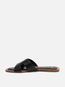 Шльопанці YUKI модель ЦБ-00264131 Фото