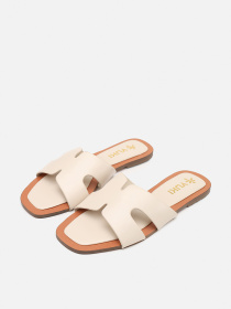 Шльопанці YUKI модель ЦБ-00264133 Фото