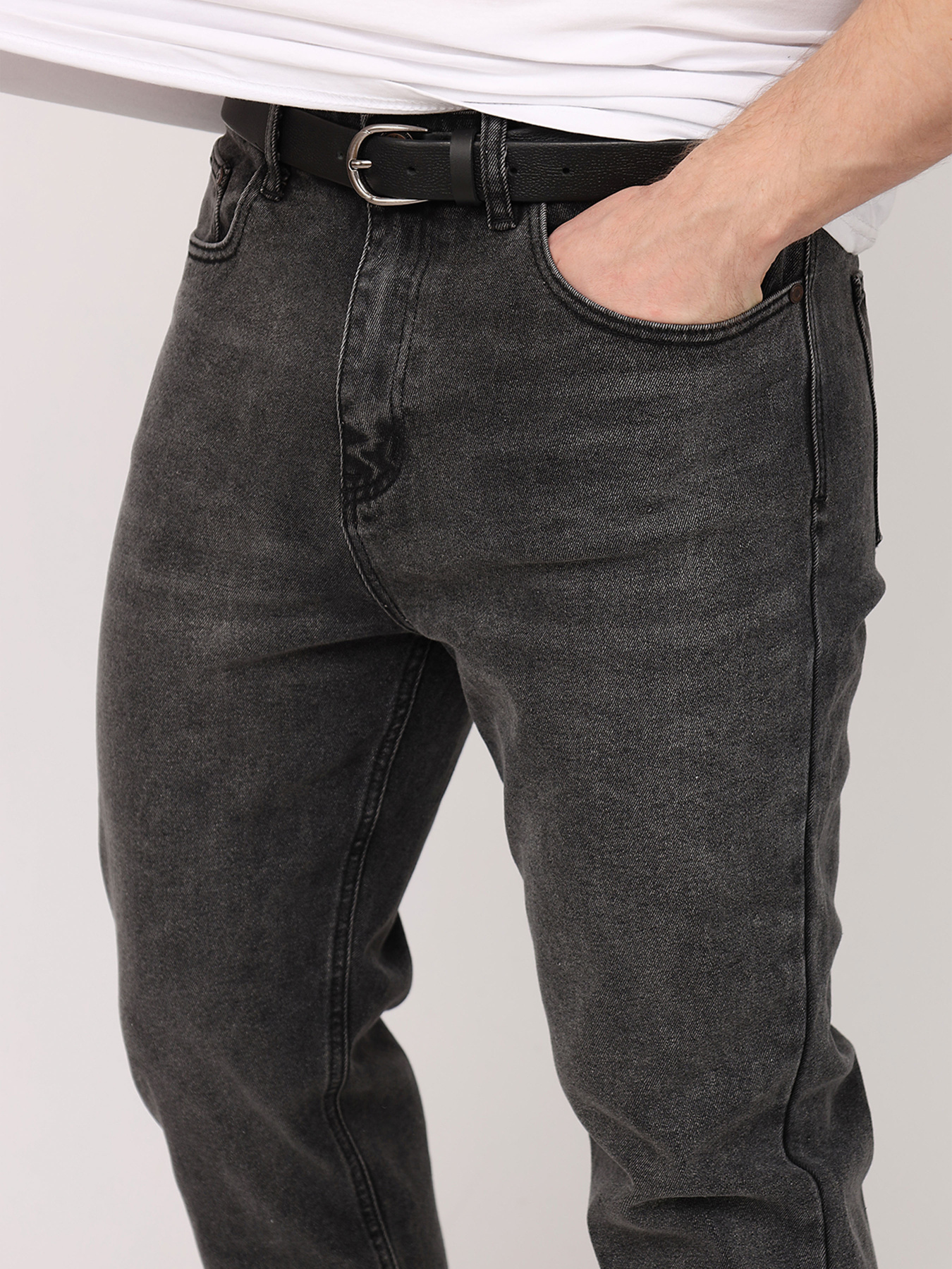 Джинси YUKI модель ЦБ-00267339 Фото