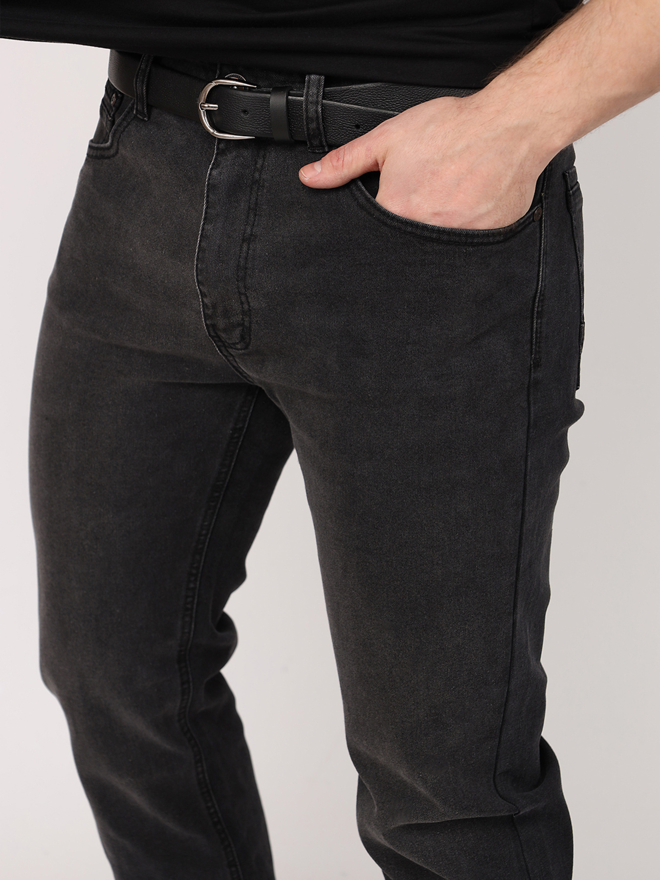 Джинси YUKI модель ЦБ-00267342 Фото