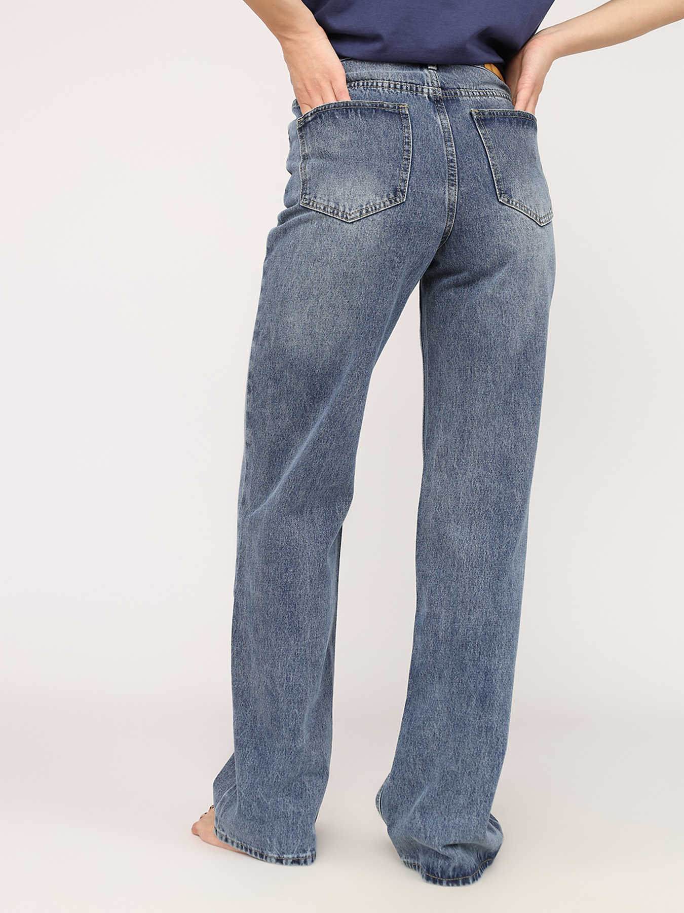 Джинсы YUKI модель ЦБ-00267825 Фото