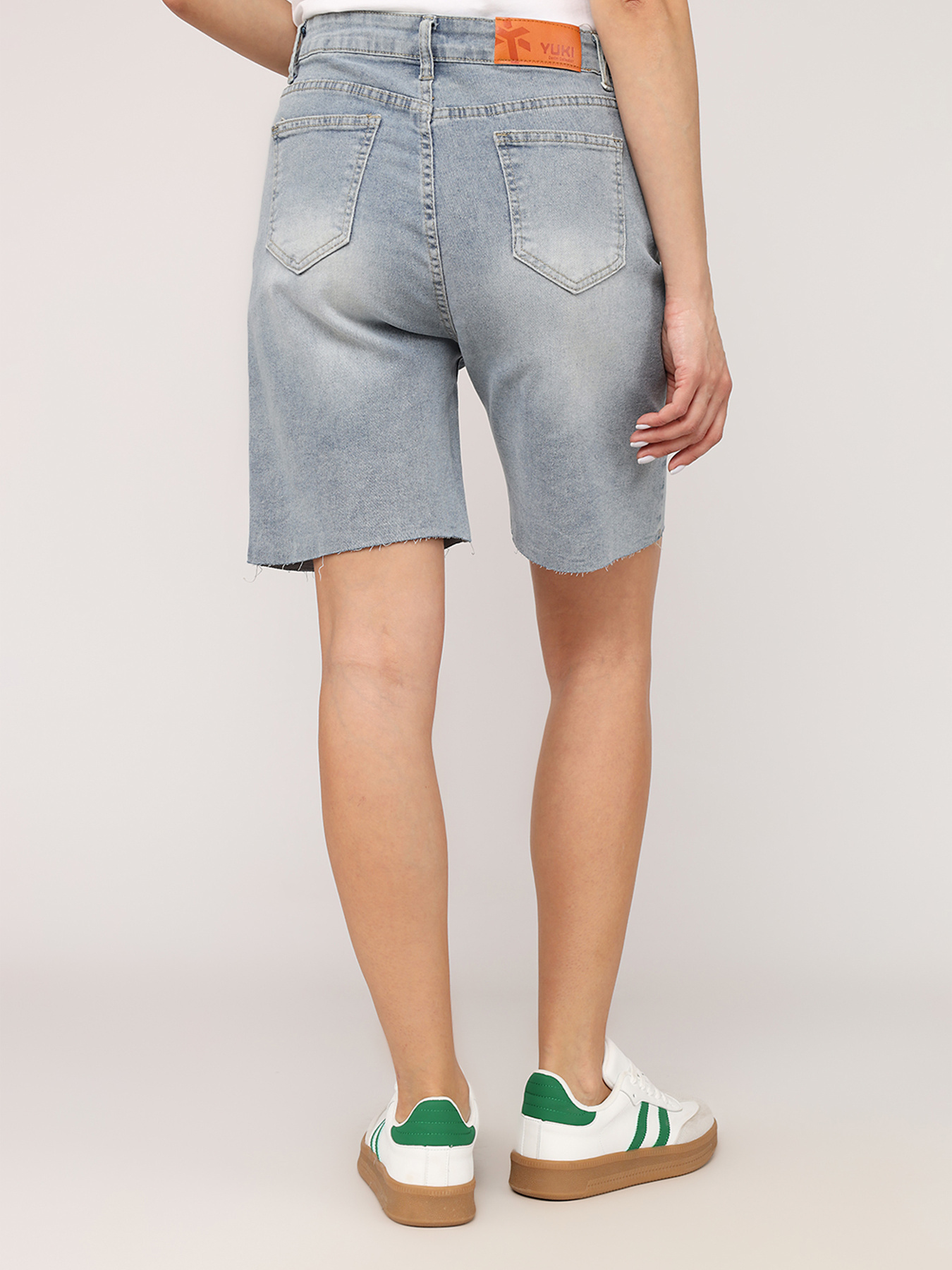 Шорты джинсовые YUKI модель ЦБ-00268457 Фото