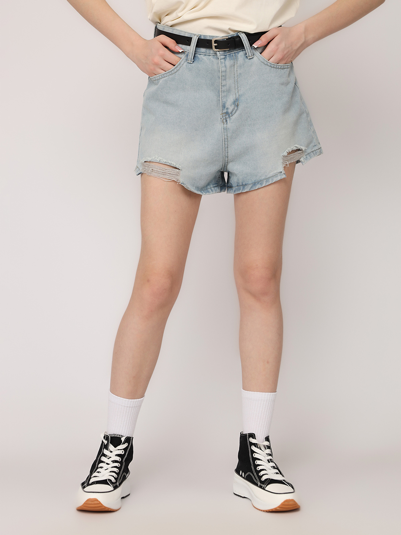 Шорты джинсовые YUKI модель ЦБ-00268466 Фото