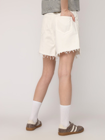 Джинсові шорти YUKI модель ЦБ-00268467 Фото