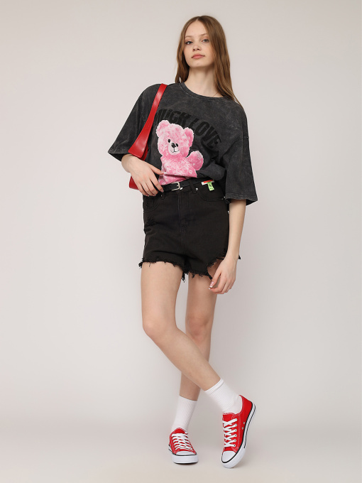 Джинсовые шорты YUKI модель ЦБ-00268468 Фото