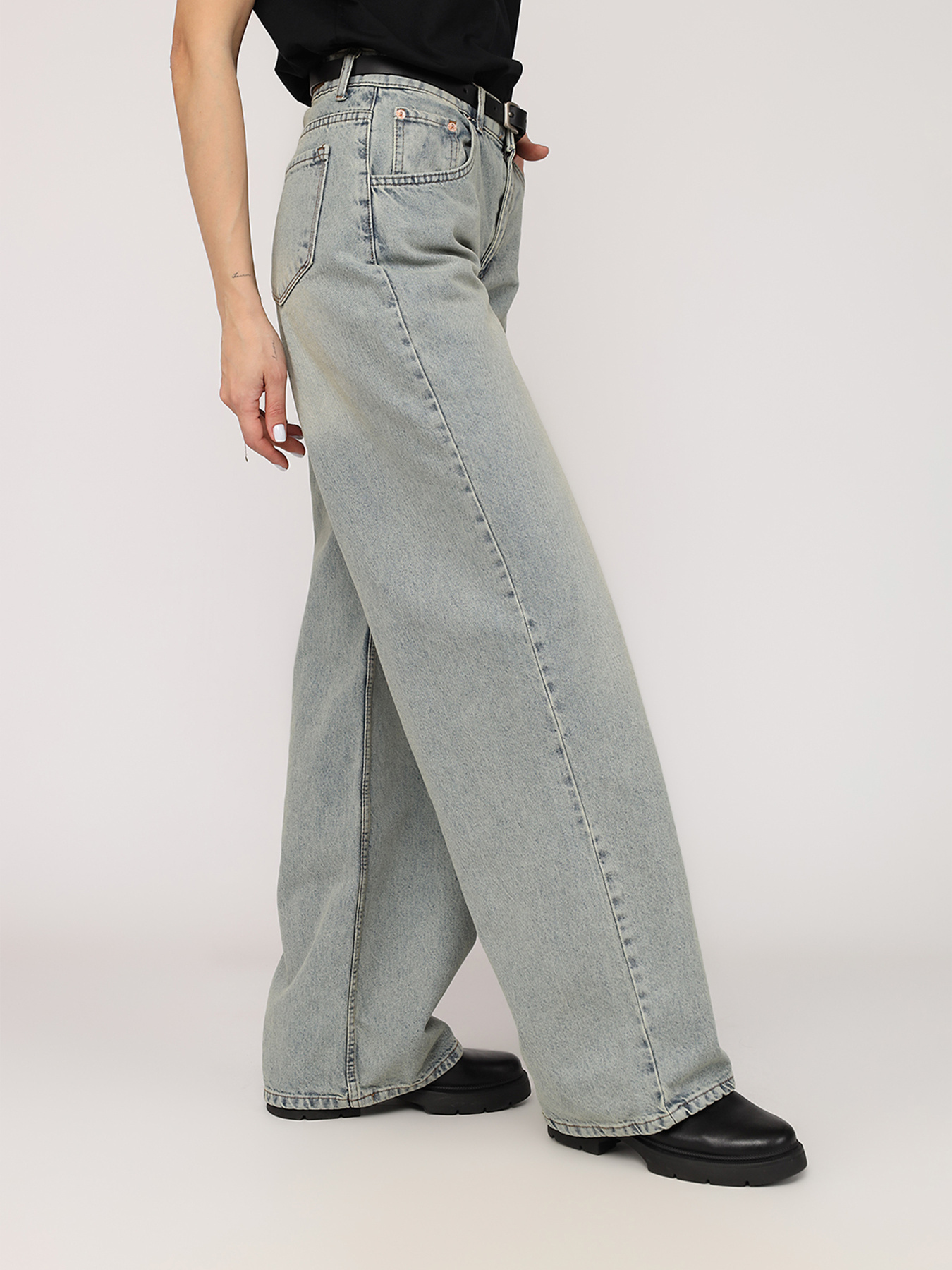 Джинси YUKI модель ЦБ-00272489 Фото