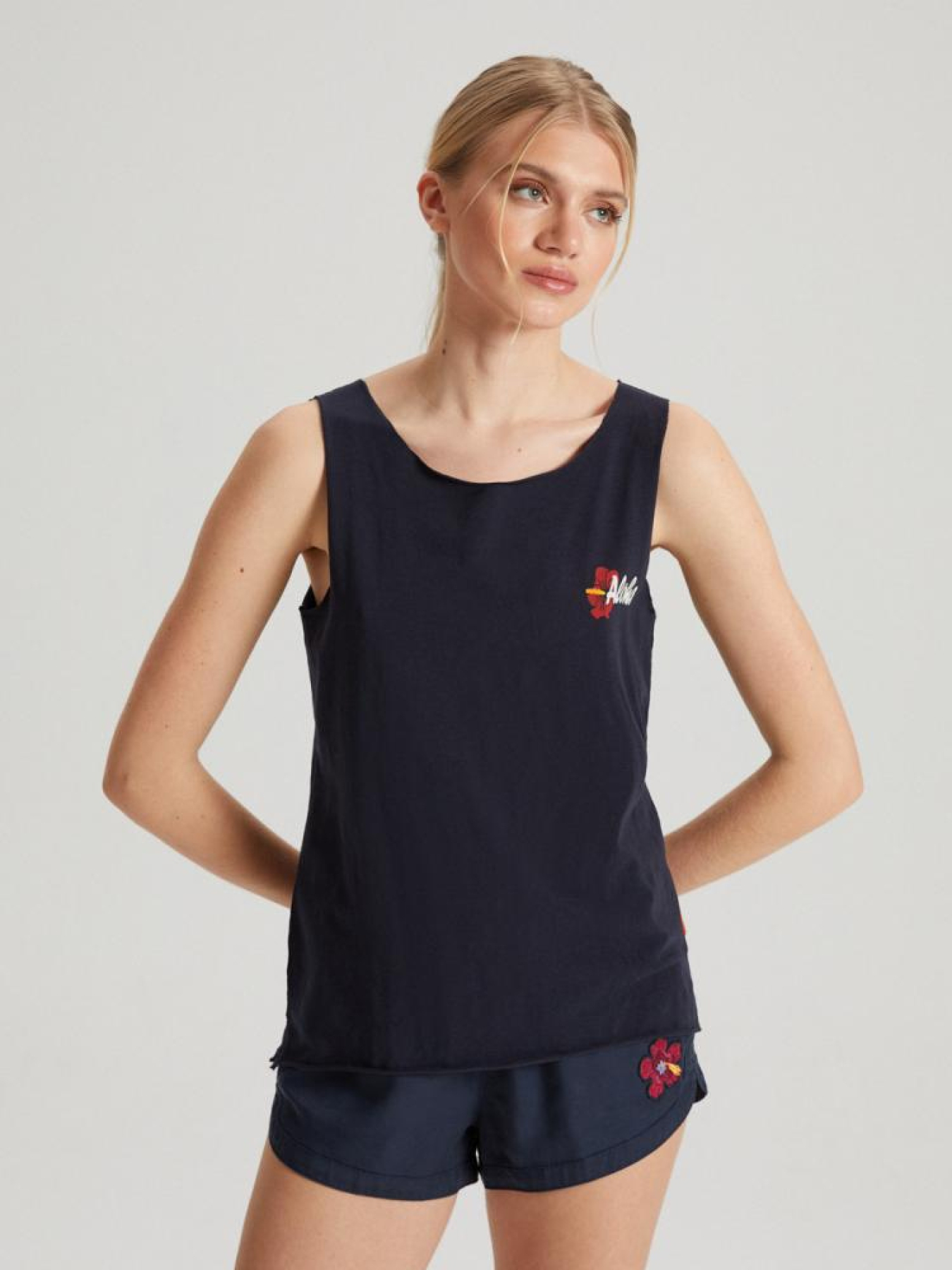 Топ DIVERSE модель 10041931 Фото