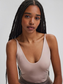 Топ DIVERSE модель 10043660 Топ DIVERSE модель 10043660 Фото