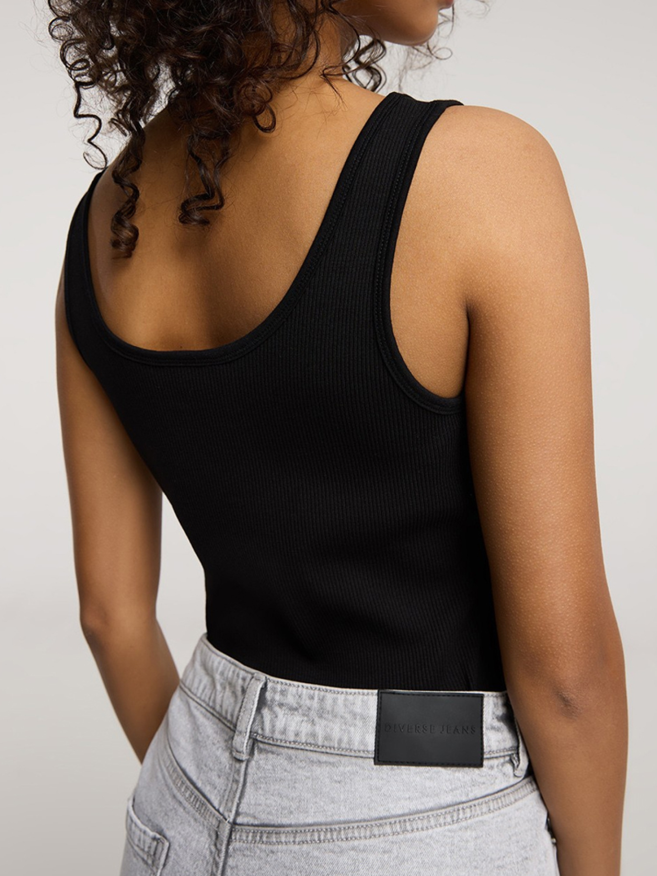 Топ DIVERSE модель 10046219 Фото