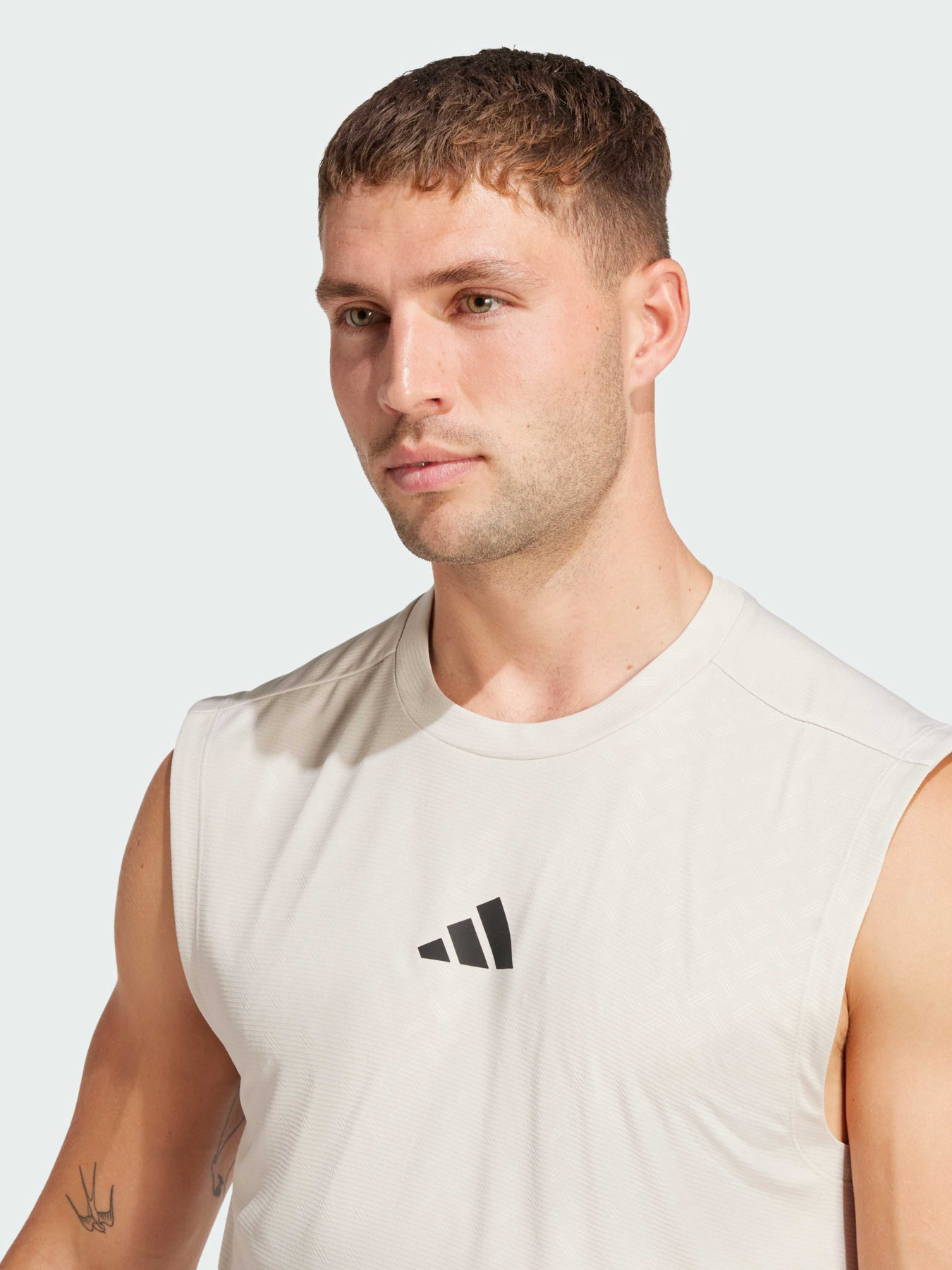 Майка спортивная Adidas модель JM3188 Фото