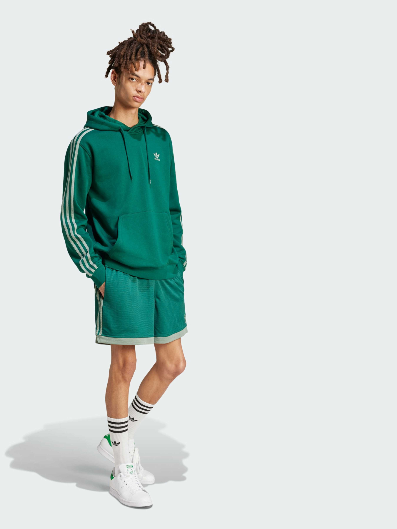 Шорти Adidas Adicolor модель JP1101 Фото