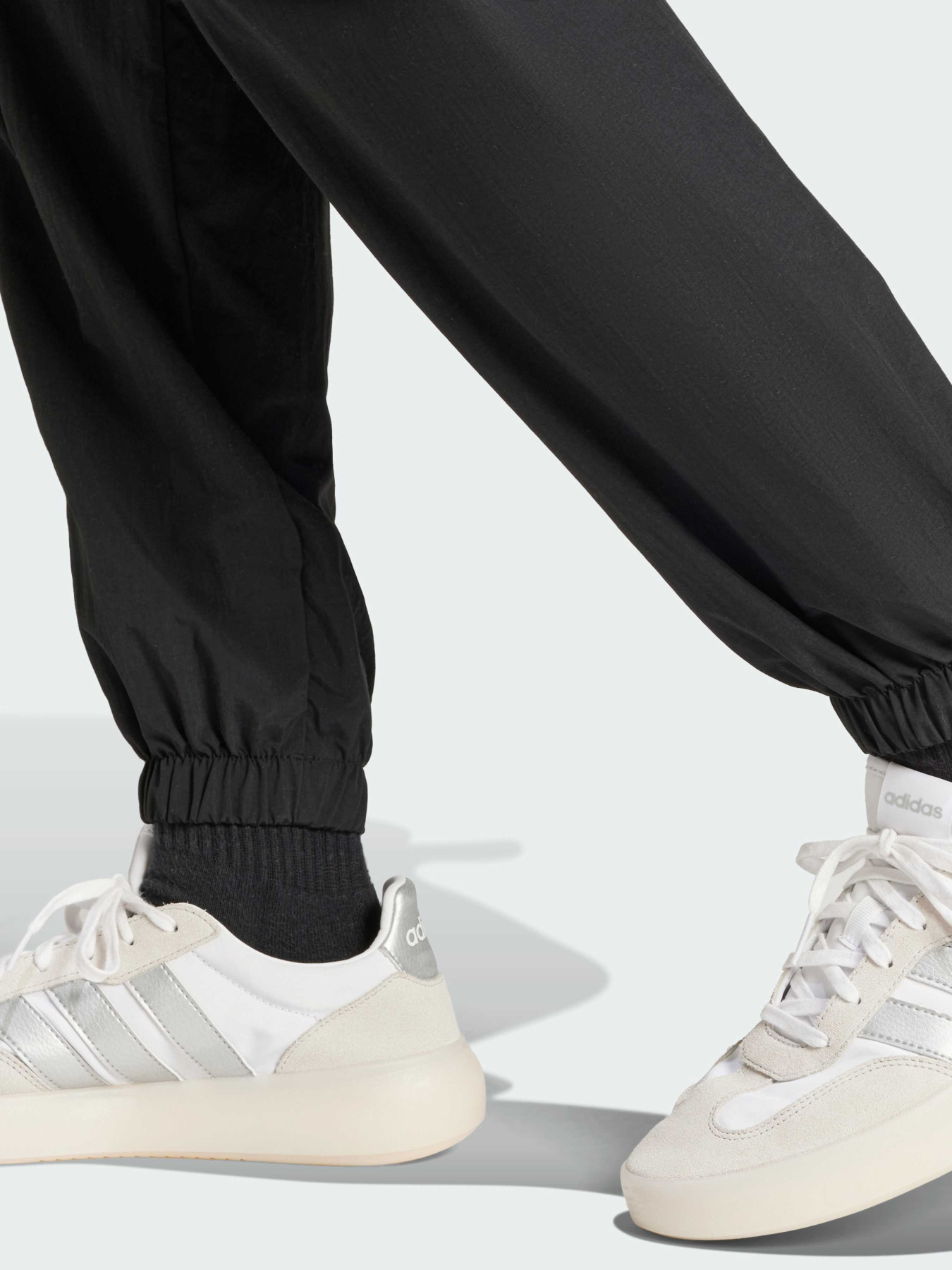 Джоггеры Adidas Tiro модель JG4123 Фото