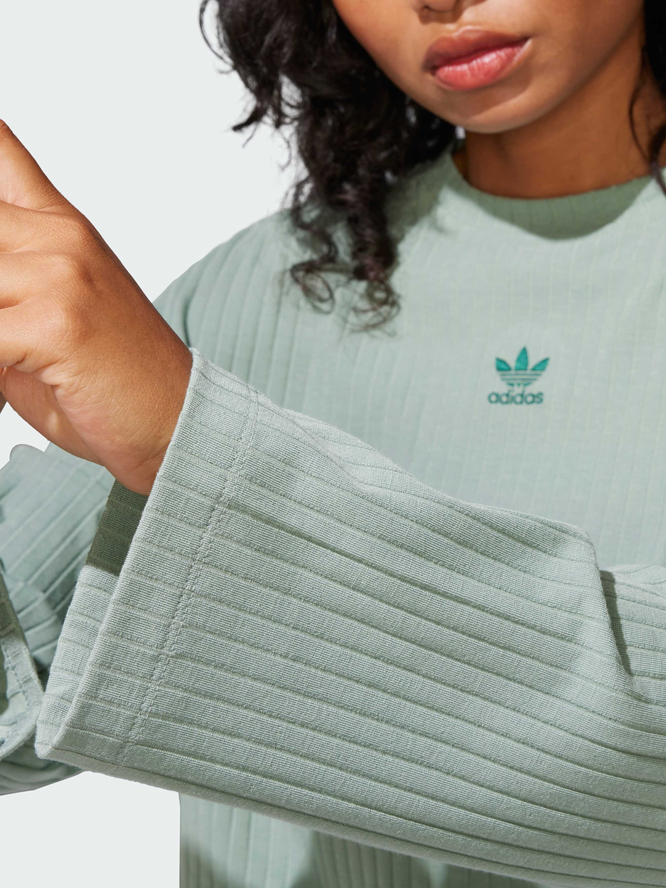 Лонгслив Adidas модель JD5123 Фото