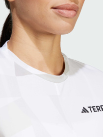 Футболка спортивная Adidas модель JE0365 Фото