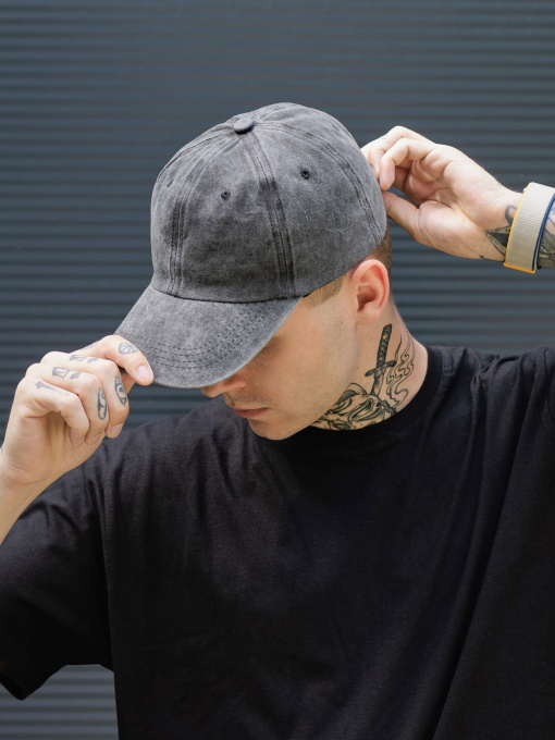 Шапки та кепки Without модель 8049021 Фото