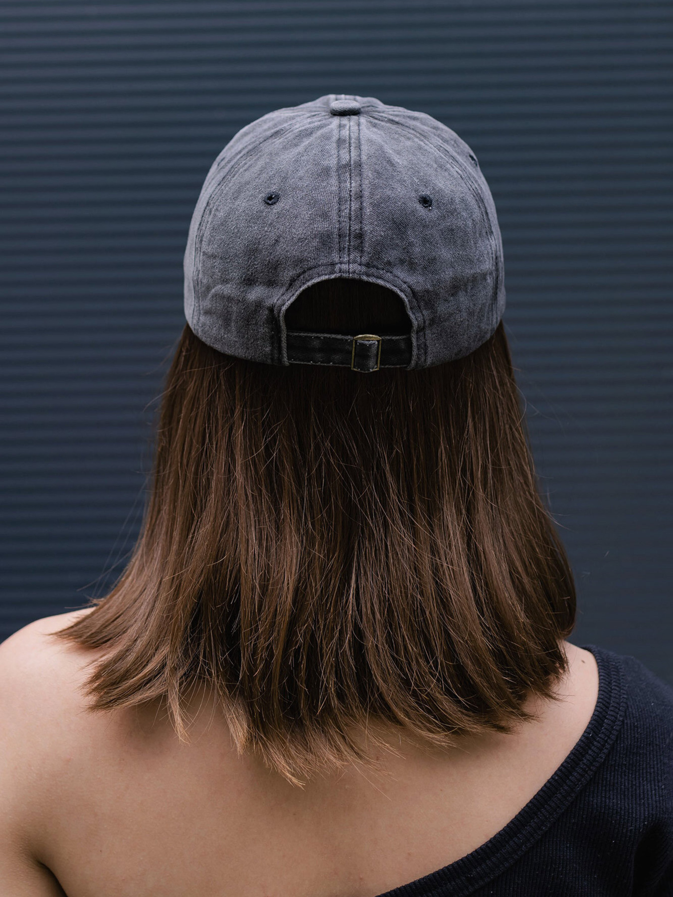 Шапки та кепки Without модель 8049022 Фото