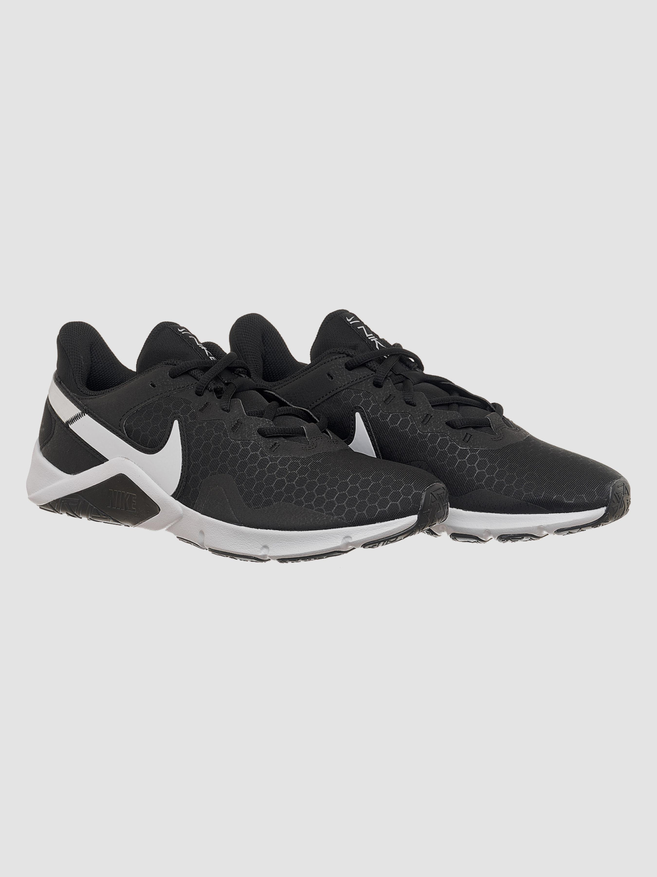 Кроссовки NIKE Legend Essential 2 модель CQ9356-001 Фото