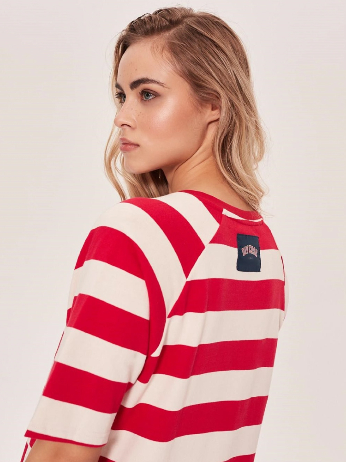 Сукня міні DIVERSE модель 10038843 Фото