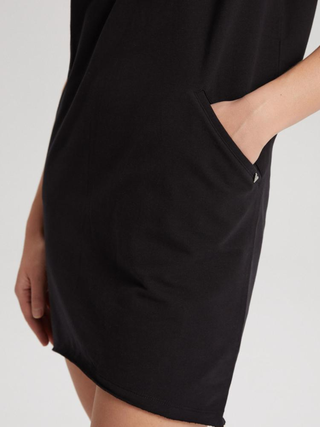 Платье мини DIVERSE модель 10041992 Фото