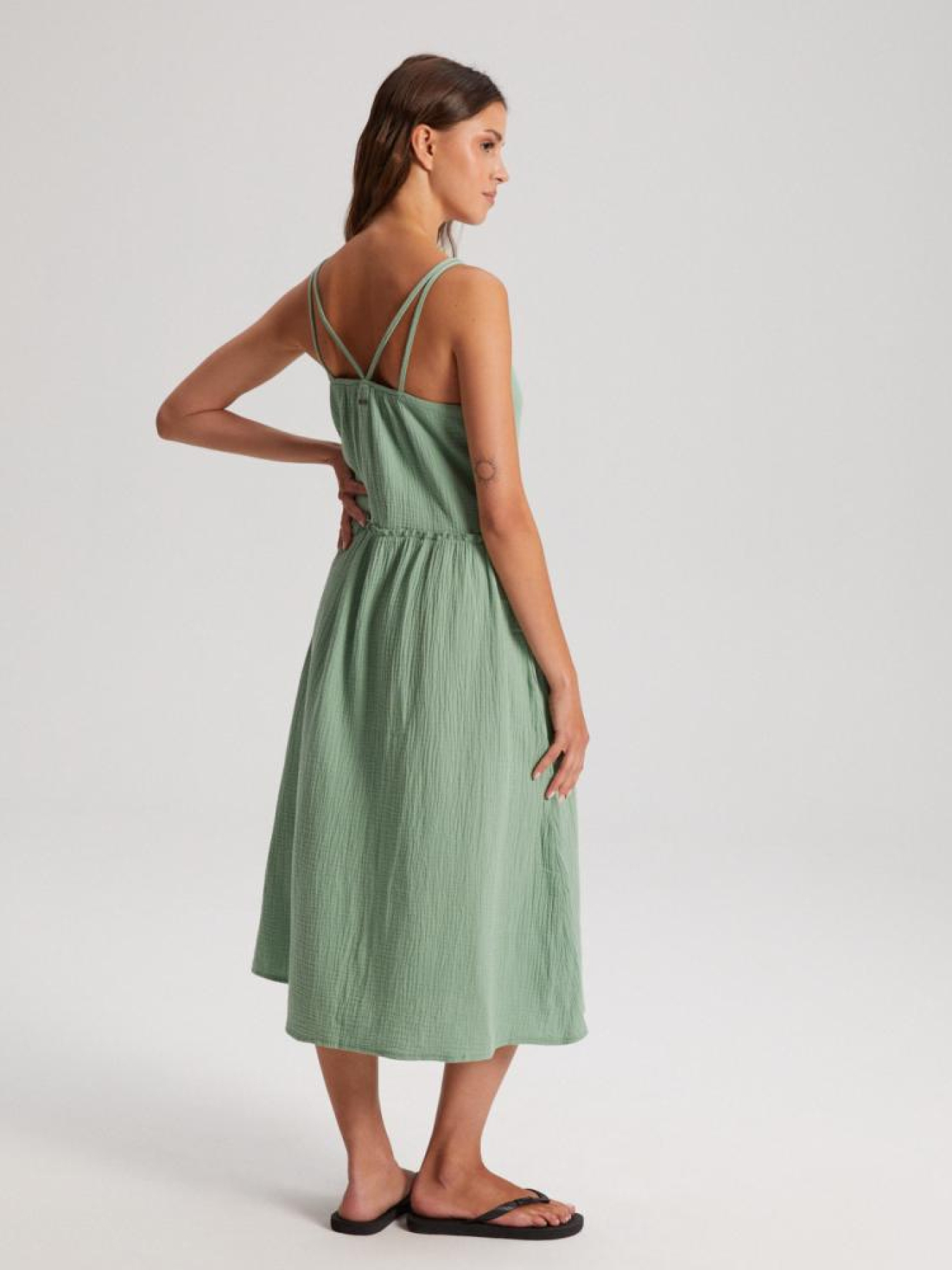 Сукня міді DIVERSE модель 10041997 Фото