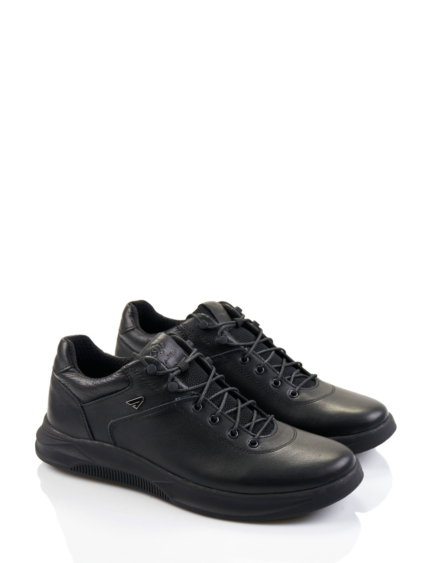 Кроссовки повседневные Konors модель 1871black Фото