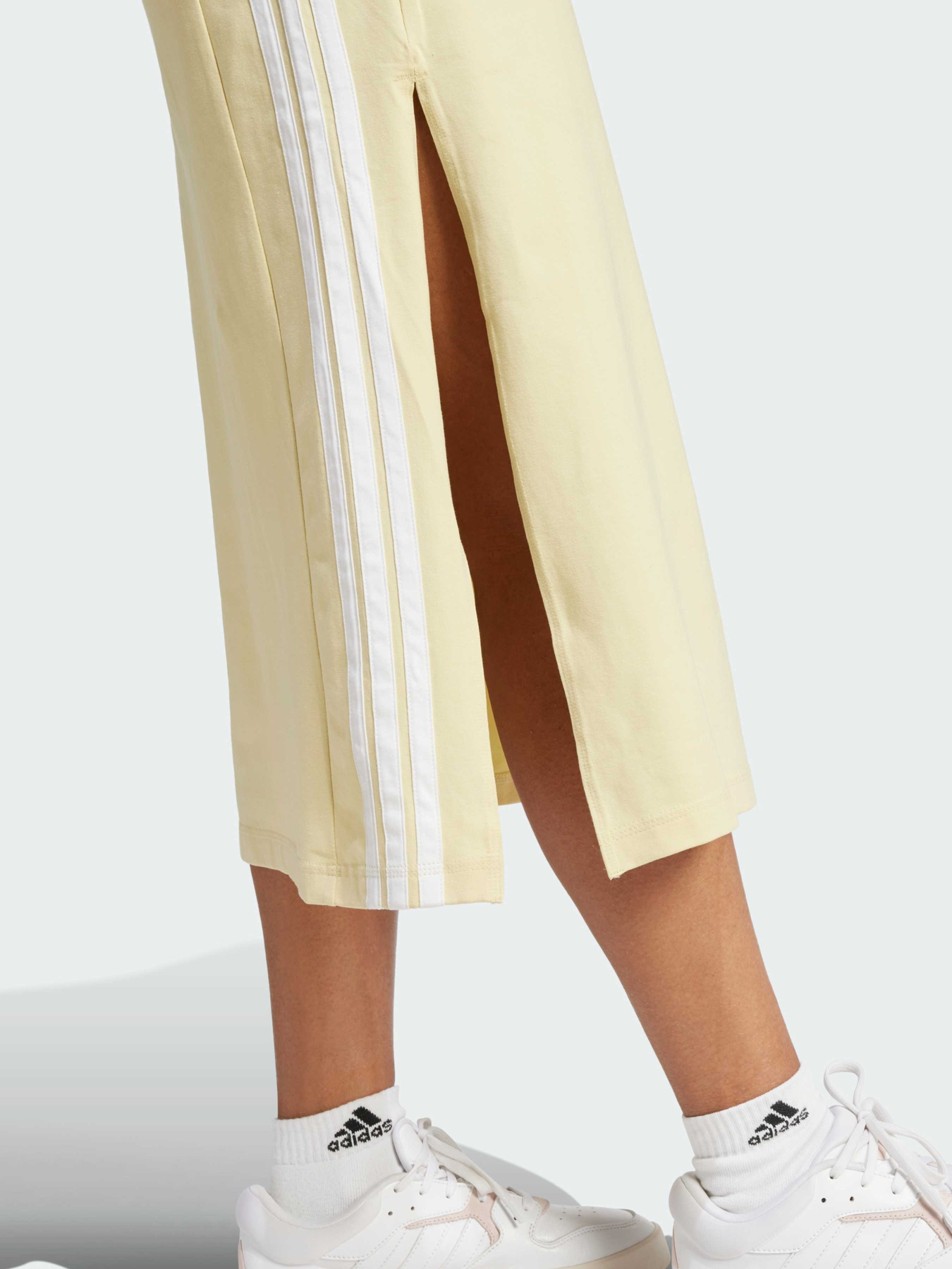 Платье миди Adidas модель JE1210 Фото