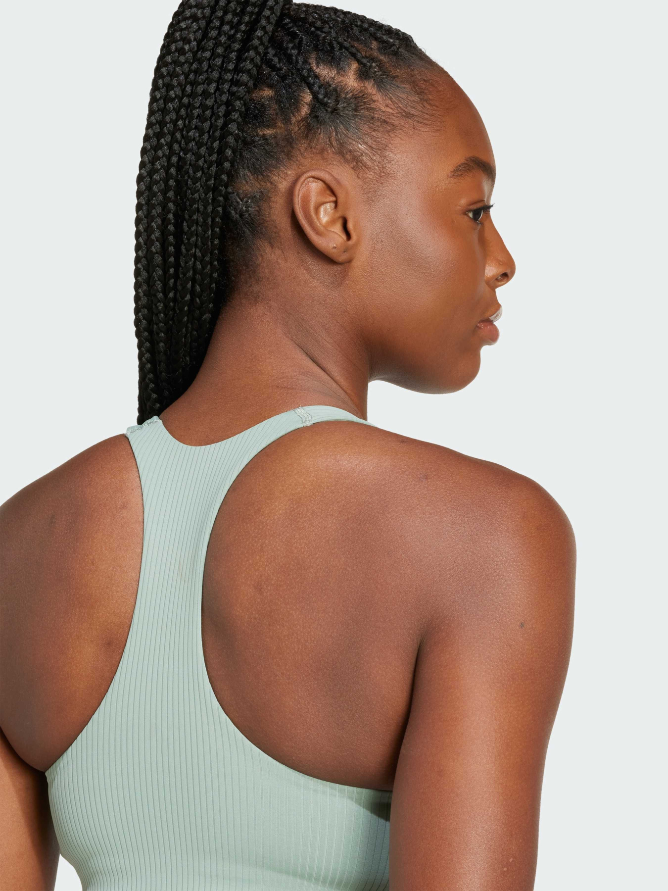 Топ спортивный Adidas модель JI8046 Фото