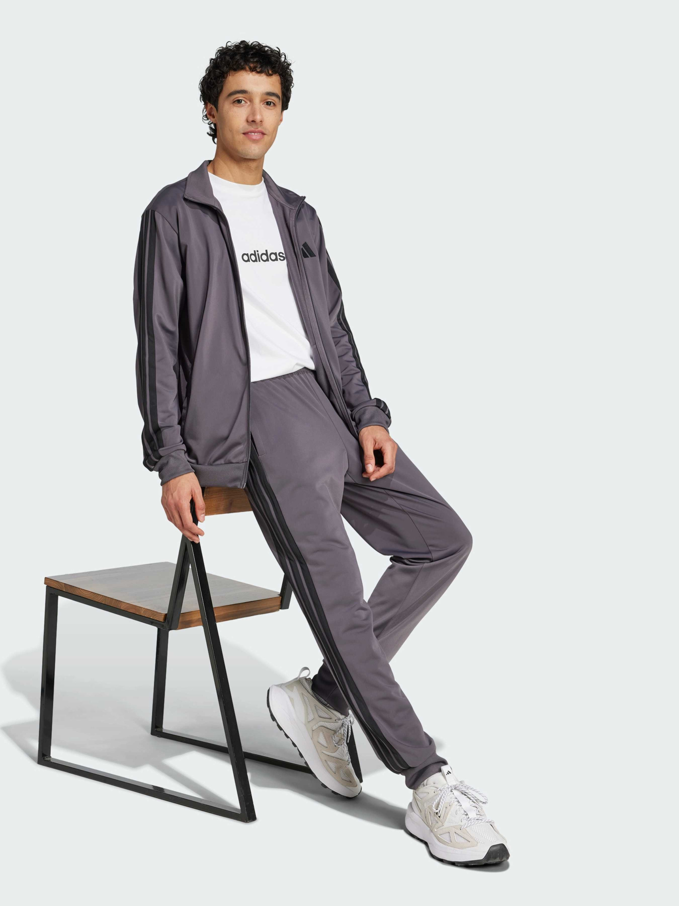 Спортивний костюм Adidas 3 Stripes модель JI8856 Фото