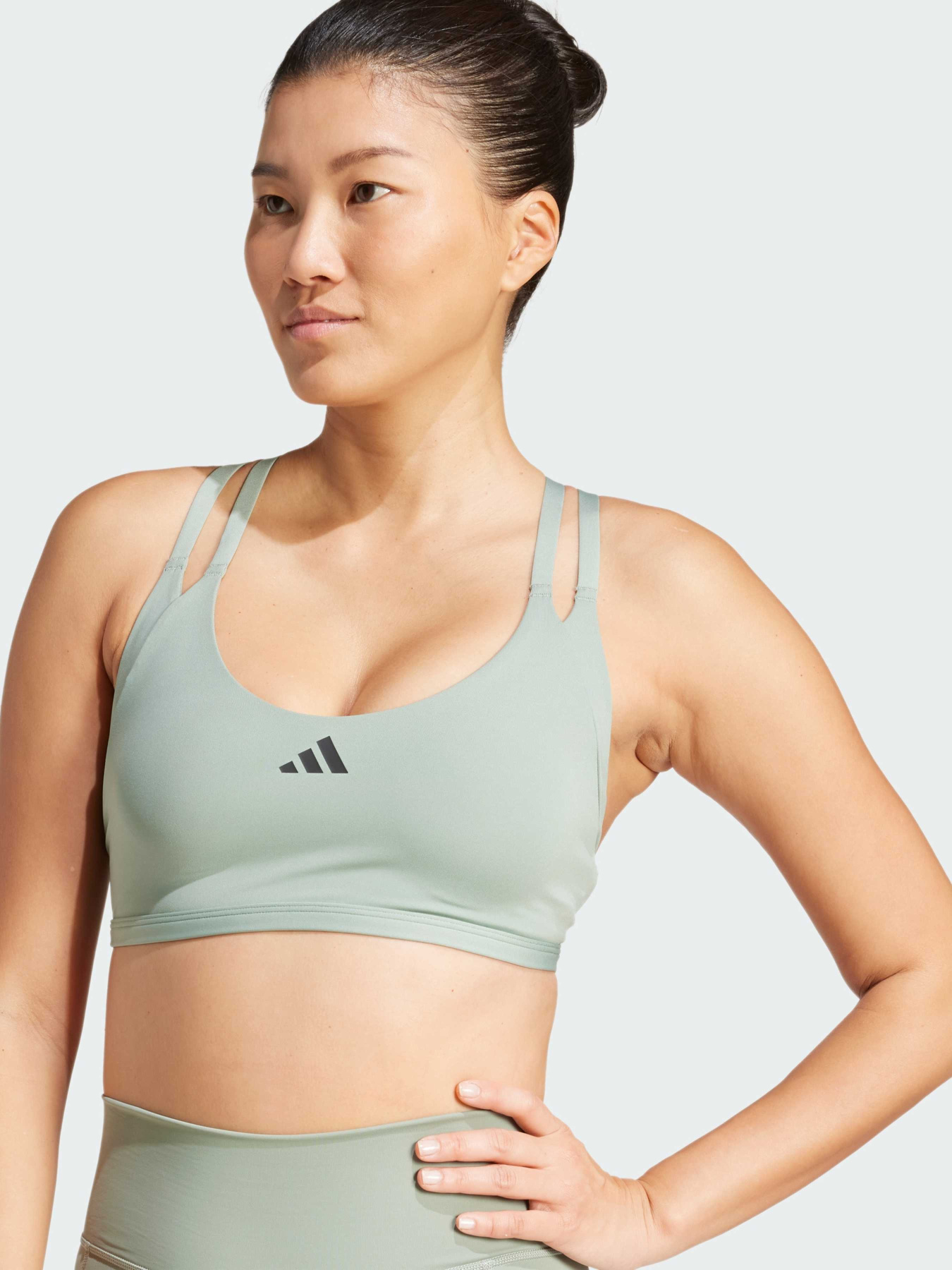 Топ спортивний Adidas модель JD2118 Фото