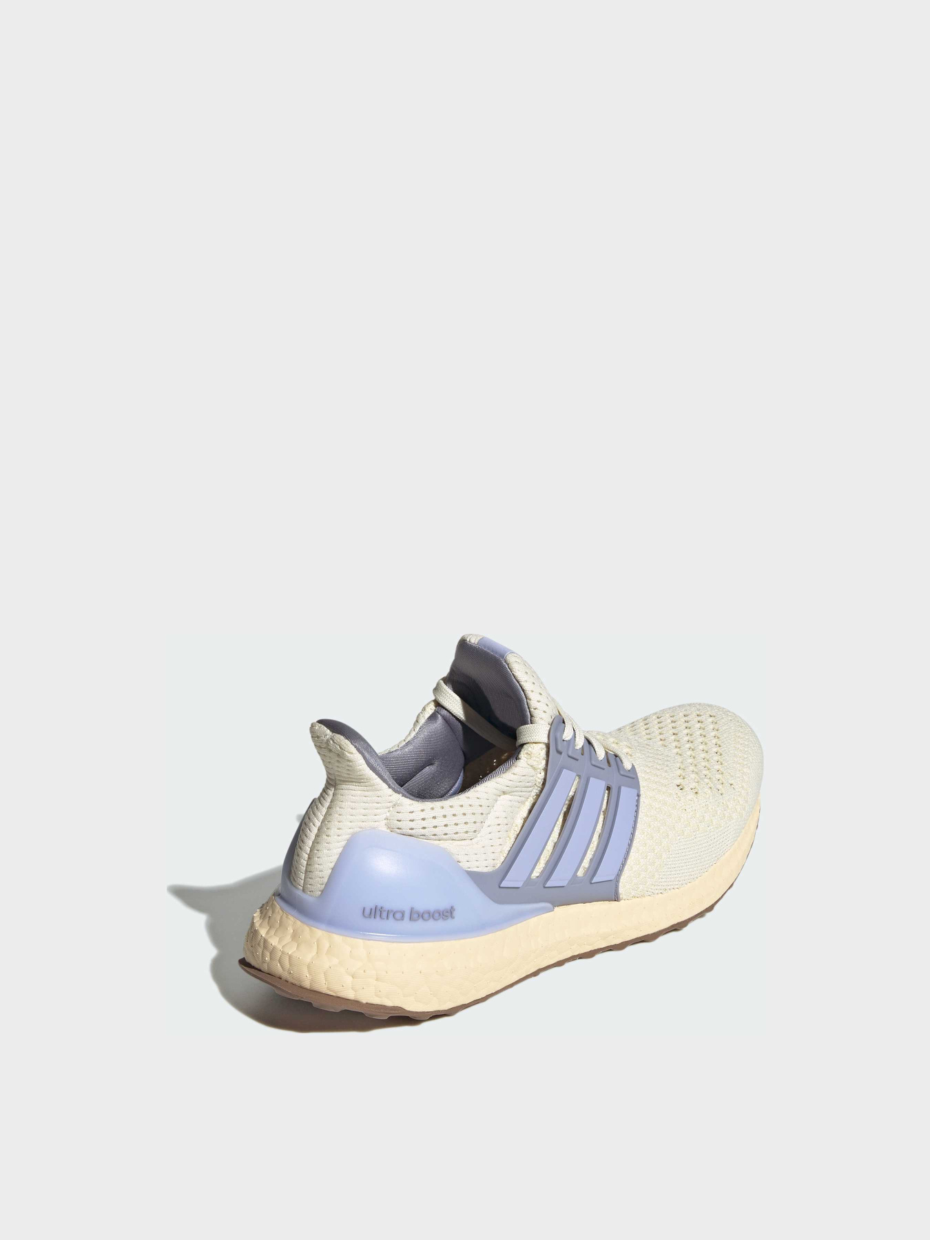 Кросівки повсякденні Adidas Ultraboost модель JR3372 Кросівки повсякденні Adidas Ultraboost модель JR3372 Фото